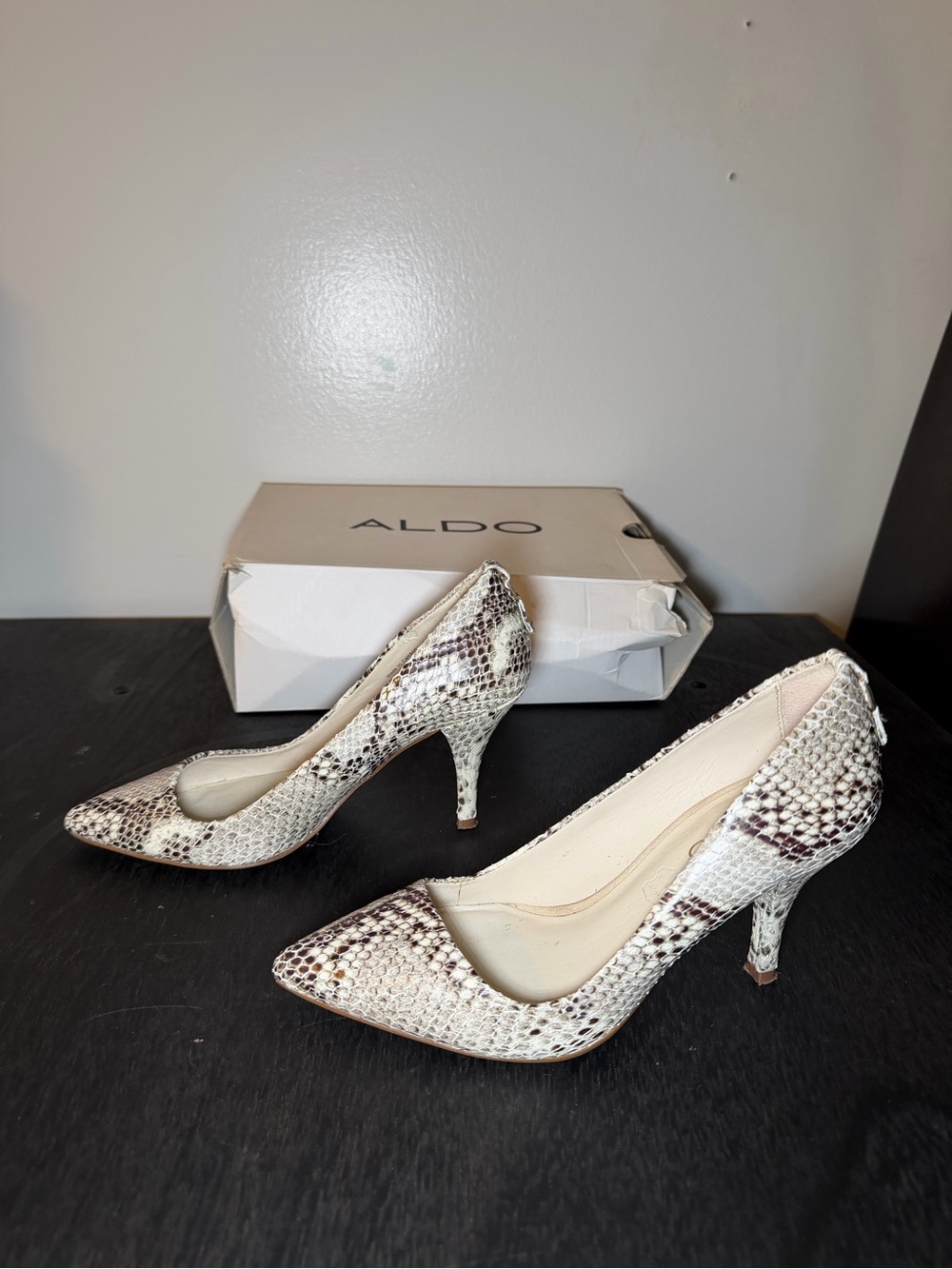 ALDO - NYDIVEN Snakeskin Asymmetrical Pumps